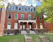2042 Russell  Boulevard, St Louis image