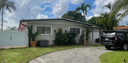 600 W 63rd Dr, Hialeah