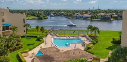 374 Golfview Road Unit #602, North Palm Beach