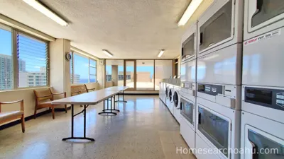 Tradewinds Hotel Inc Community Laundry Room