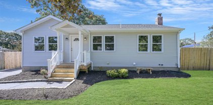 17 Huron Street, Port Jefferson Station