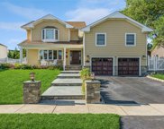 9 Arthur Drive, E. Rockaway image