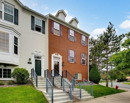 300 Heritage Trail, Circle Pines