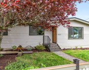 9227 10th Avenue SW, Seattle image
