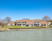 562 Wind Drift Lane, Spring Lake image