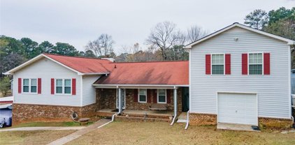 4065 N Bent Pine Court, Douglasville