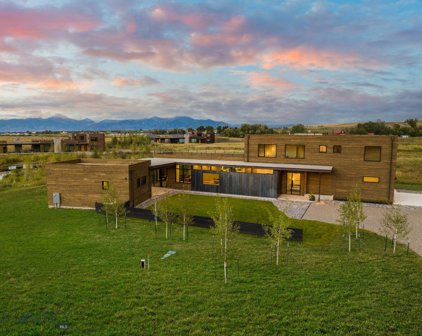 26 River Camp Road, Bozeman