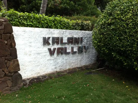 Entry to Kalani Iki Estates