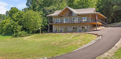 3327 Clear Valley Dr, Sevierville