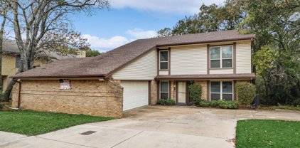 8 Indian  Trail, Hickory Creek