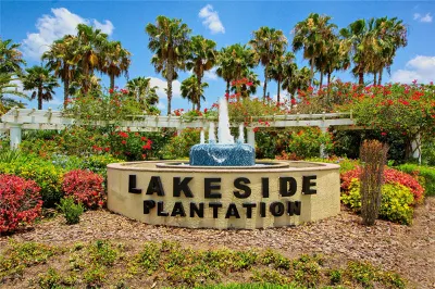 Lakeside Plantation entrance thumbnail