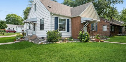 2942 Zenith Avenue N, Robbinsdale