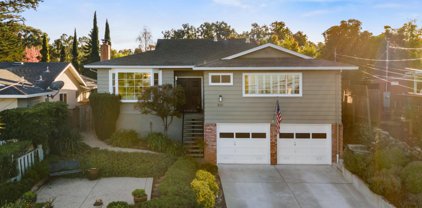 831 Mohican WAY, Redwood City