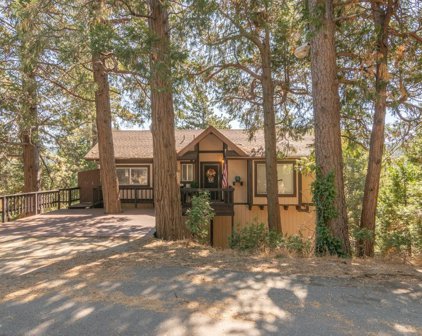 24556 Altdorf Drive, Crestline