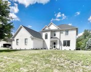 724 Willow Pointe North Drive, Plainfield image