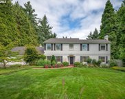 5042 SW HILLTOP LN, Portland image