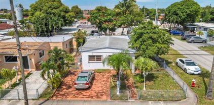 4296 E 9th Ln, Hialeah