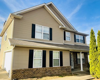 676 Holland Ridge Dr, La Vergne