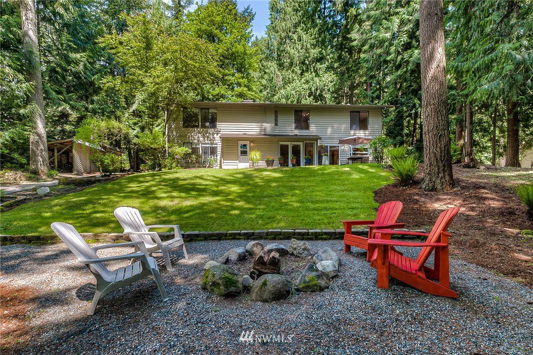 25111 SE Mirrormont Place, Issaquah, 98027
