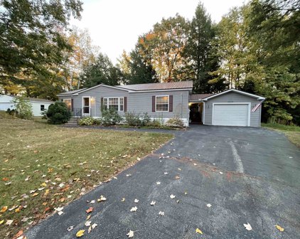 404 Darby Drive, Belmont