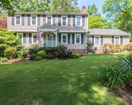 1800 Turnmill Drive, North Chesterfield