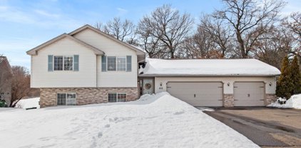 618 Lois Lane, Lino Lakes