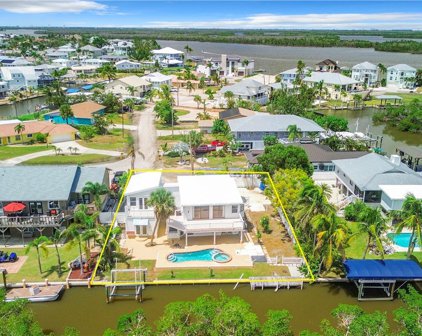 292 Sterling Avenue, Fort Myers Beach