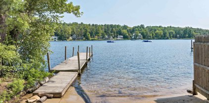 77 Rolling Lane, Laconia