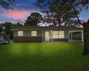 3919 Southern Aire  Drive, St Louis image