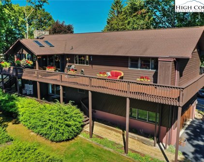 429 Saint Andrews Road, Beech Mountain