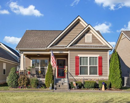 5007 Sunbar Ln, Smyrna