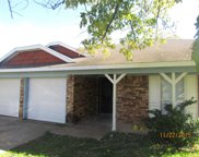 1517 Lincolnshire  Way, Fort Worth image