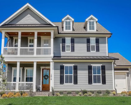 1016 Pine Creek Dr, Arrington