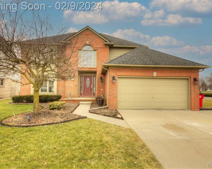 30040 CRESCENT, Chesterfield Twp