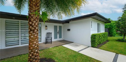 8605 Sw 162nd Street, Palmetto Bay