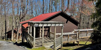 101 Red Feather Trail, Boone