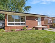154 W Elmwood, Clawson image