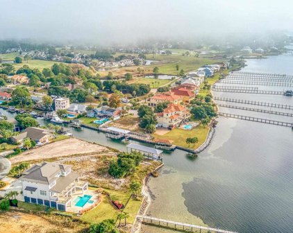 1102 Sea Breeze Ln, Gulf Breeze