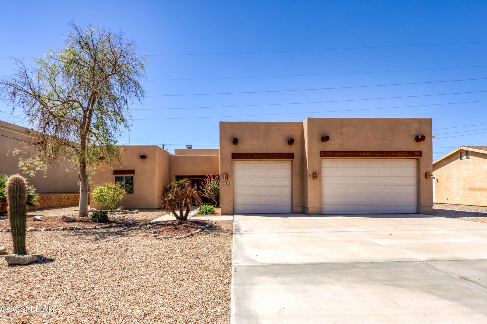 321 Hound Dr, Lake Havasu City, 86404