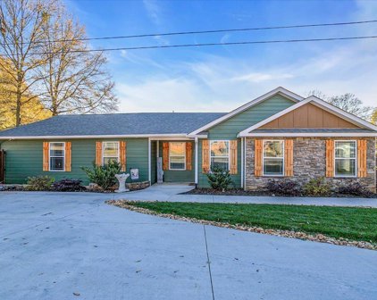 35 Plantation Road, Greenville