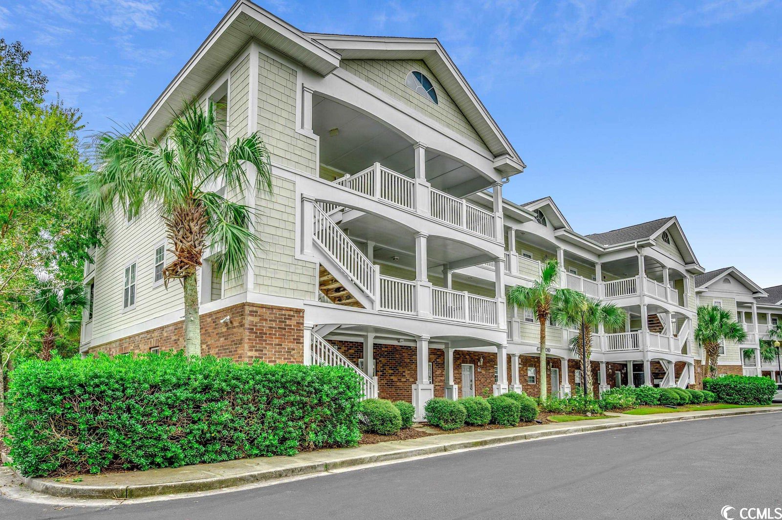 MLS 2322727 Arbor Trace Barefoot Resort 6015 Catalina Dr. Unit 811