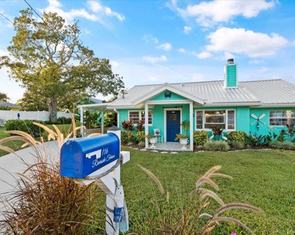 116 Riverside Terrace, Edgewater