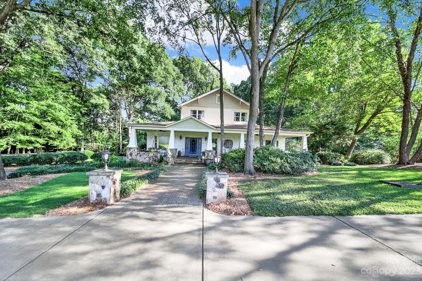 7516 Mill Pond  Drive, Waxhaw