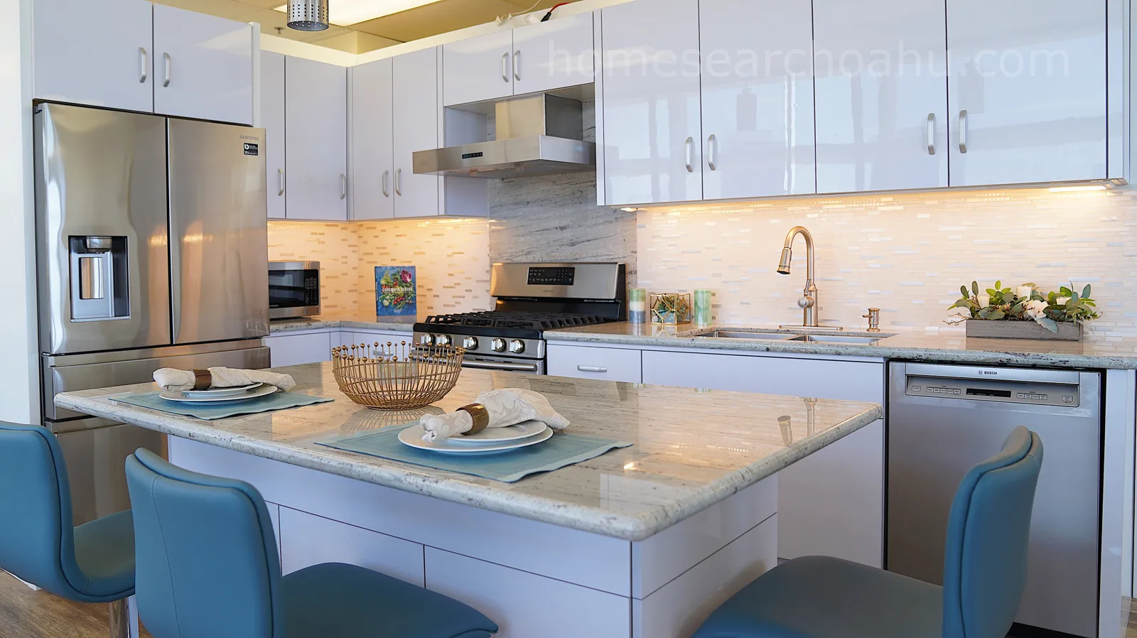 Hawaii City Plaza Kitchen 2