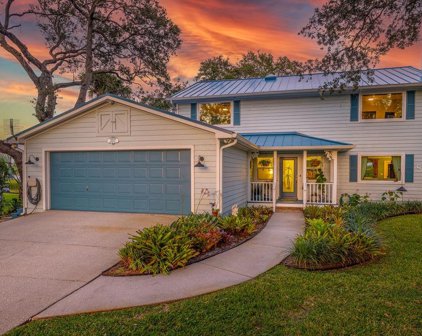 207 Ranken Drive, Edgewater