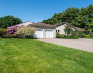 106 Sterling Court, Muttontown image