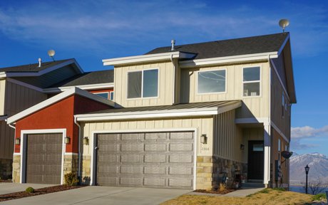 Talen's Cove townhomes in Saratoga Springs