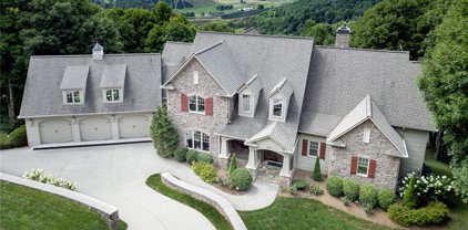 879 Winding Ridge Drive, West Jefferson