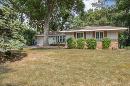 1673 23rd Avenue NW, New Brighton