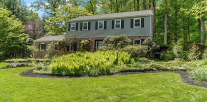 202 Hansell Rd, Newtown Square